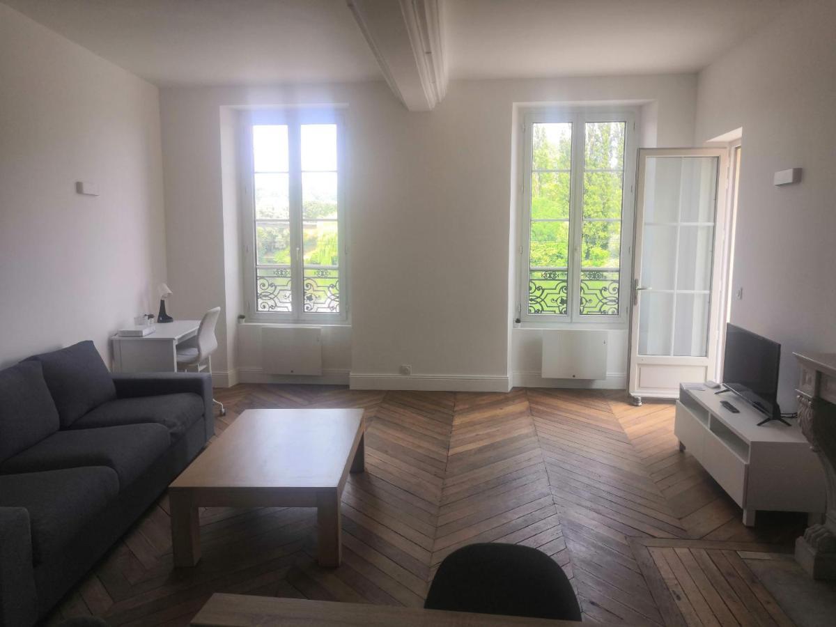 Grand 2P Terrasse Bord De Seine Apartment Mantes-la-Jolie Luaran gambar