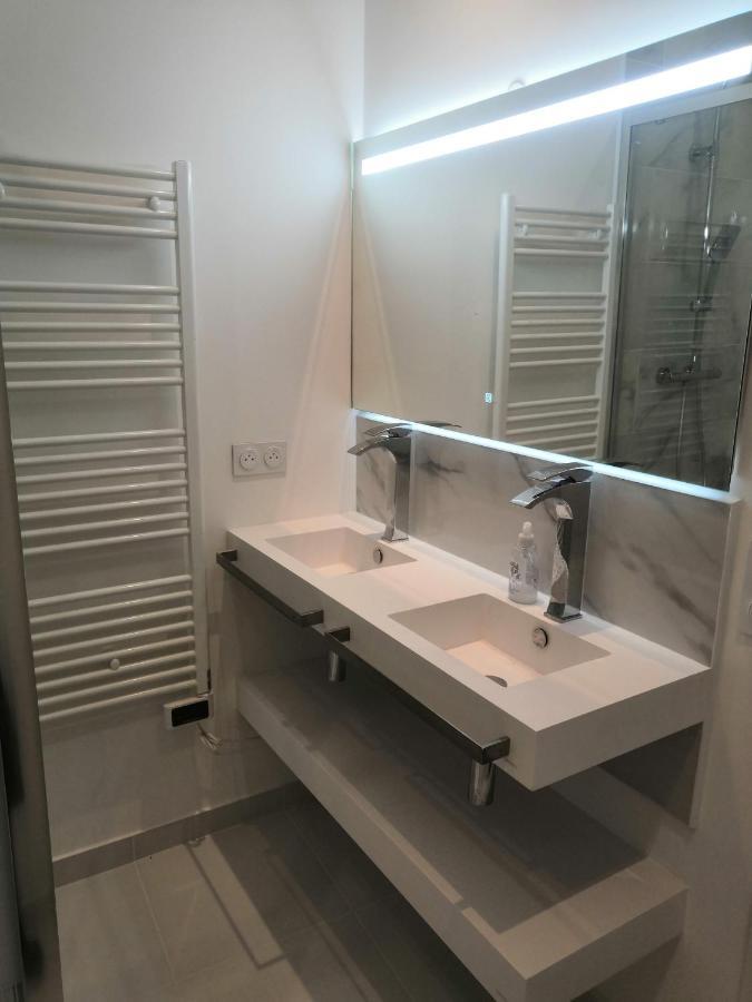 Grand 2P Terrasse Bord De Seine Apartment Mantes-la-Jolie Luaran gambar