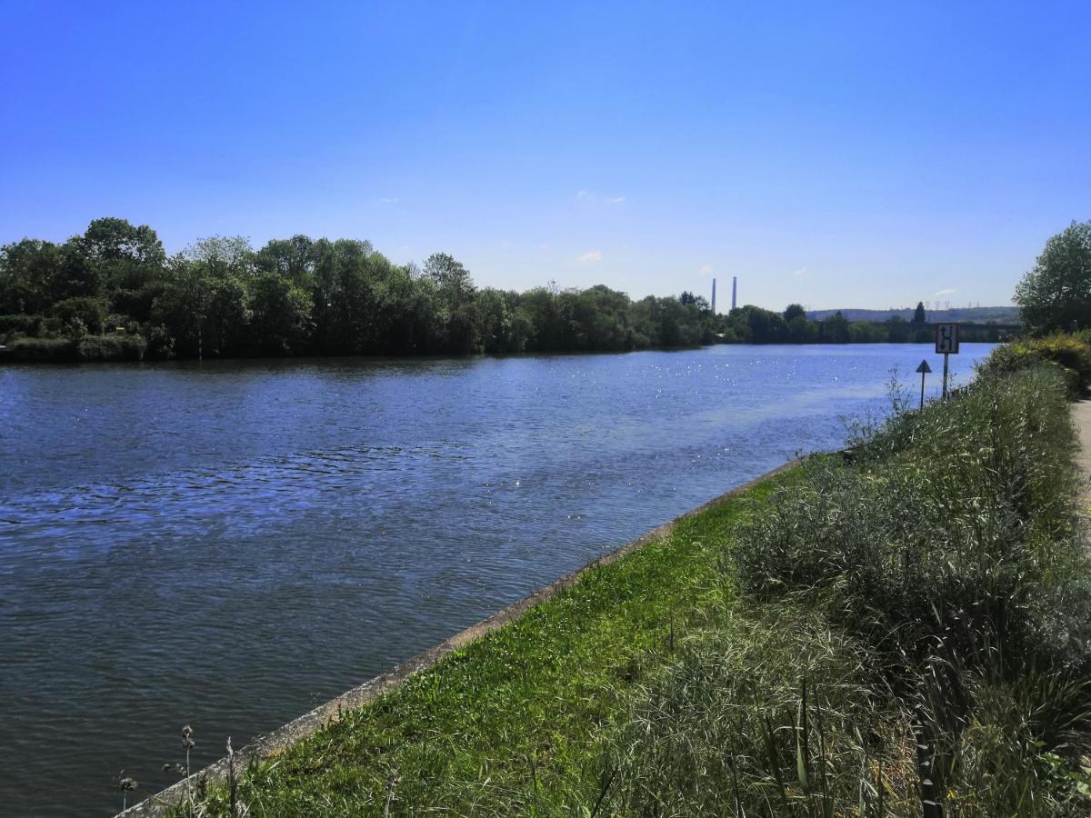 Grand 2P Terrasse Bord De Seine Apartment Mantes-la-Jolie Luaran gambar